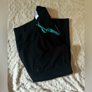 Women’s FIGS scrub pants